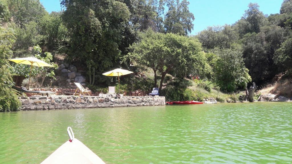 Cabana De Adobe En Lago Rapel Buitenkant foto